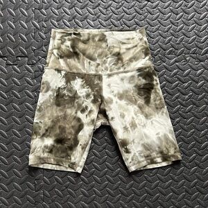 Lululemon align short 8”